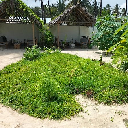 Mambo Leo Hostel Paje Exterior photo
